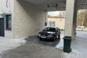 Audi 80, 1981