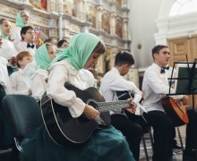 18 октября в храме Покрова Божией Матери прошёл 7 детско-юношеский фестиваль хорового искусства Поющий ангел