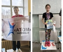 Пловцы из Заречного завоевали 12 наград на соревнованиях в Новоуральске