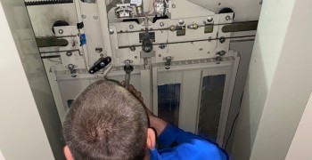 Вандалы почти на 9 часов оставили без лифта жителей многоэтажного дома