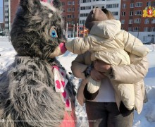 Счастливый день: в Лесном 36 детей-сирот получили ключи от новых квартир