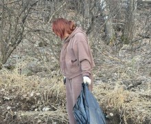 43 мешка мусора собрали зареченские активисты на берегу Белоярского водохранилища