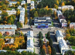 Сегодня вечером и до завтра (15 октября) закрыта стоянка у ДК «Ровесник»