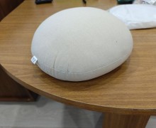 Продажа журналов, устройств и одежды