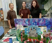 Юные художницы из Заречного завершили обучение в академии атомных городов