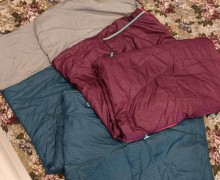 Продам спальные мешки Decathlon