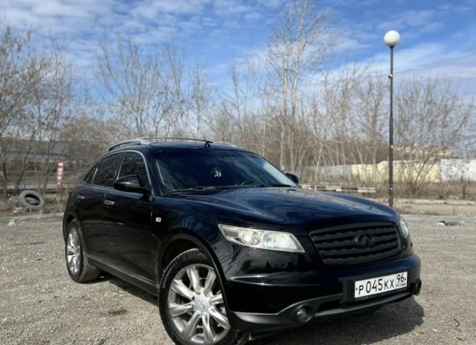 Infiniti FX45, 2007