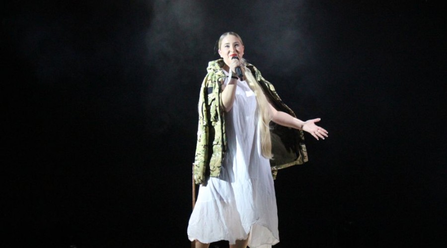 НАШИМ БЕРЕГИНЯМ ЧЕСТЬ И ХВАЛА!