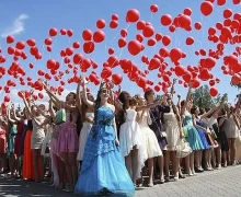 Утверждены даты выпускных и последних звонков